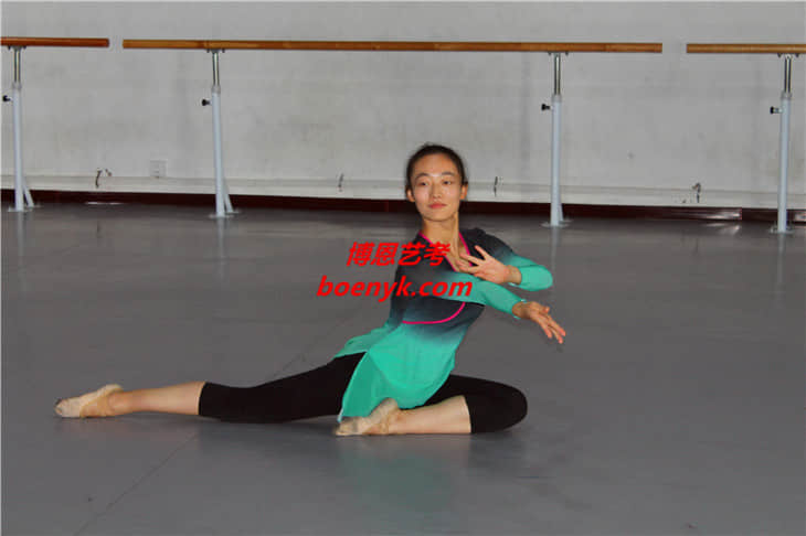 高中舞蹈藝考好考嗎？考什么？高二學(xué)來得及嗎？