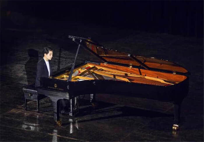 鋼琴藝考彈錯(cuò)怎么辦?能得多少分?如何預(yù)防?