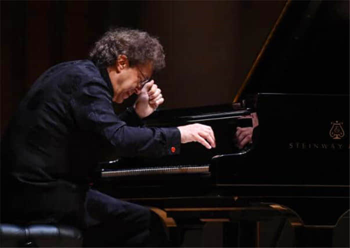 鋼琴藝考彈錯(cuò)怎么辦?能得多少分?如何預(yù)防?