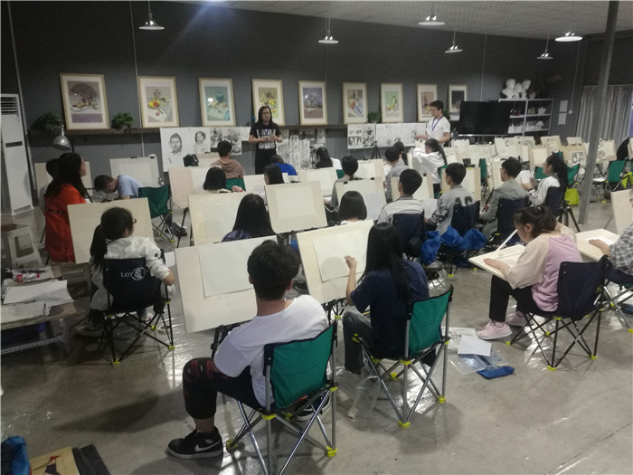 編導藝考培訓/集訓時間_哪家好_收費