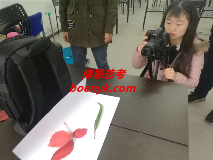 高二學(xué)攝影來得及嗎?晚不晚?高二學(xué)攝影要花多少錢?