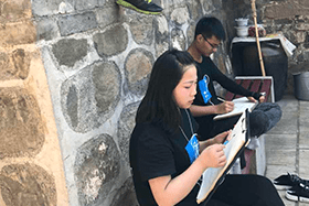 美術(shù)藝考生戶外寫生2